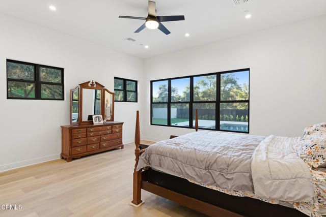 395 Sherwood Court, Thousand Oaks, CA 91361