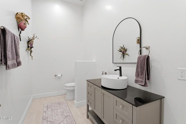 395 Sherwood Court, Thousand Oaks, CA 91361