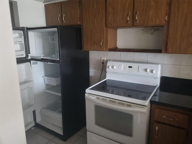 3824 N LAKE DRIVE 108, Tampa, FL 33614