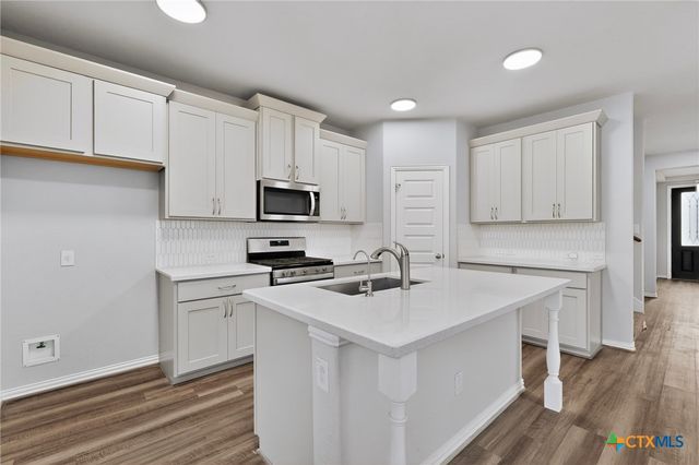 1239 Loma Ranch, New Braunfels, TX 78132