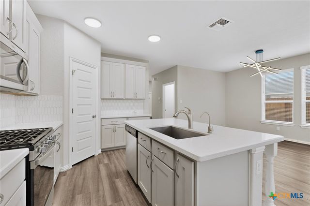 1239 Loma Ranch, New Braunfels, TX 78132