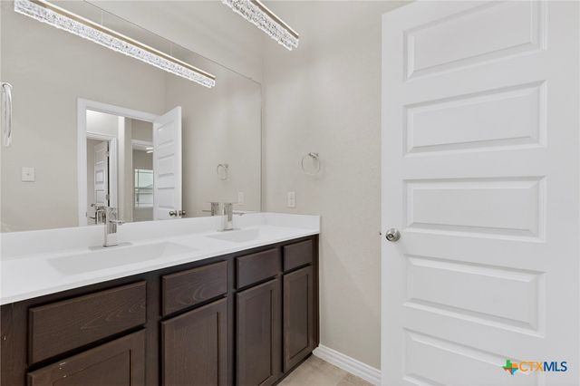 1239 Loma Ranch, New Braunfels, TX 78132