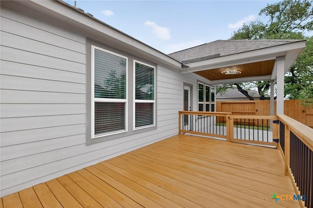 1239 Loma Ranch, New Braunfels, TX 78132