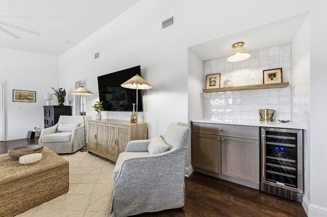 802 Wingfoot Drive B, Jupiter, FL 33458