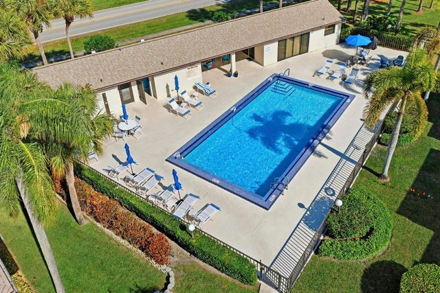 802 Wingfoot Drive B, Jupiter, FL 33458