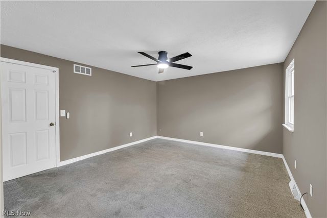 17024 Hunting Meadows Drive, Strongsville, OH 44136