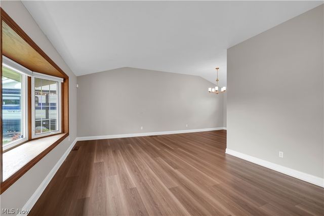 17024 Hunting Meadows Drive, Strongsville, OH 44136