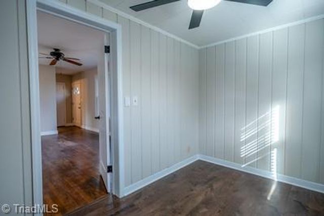 2005 Queens Court, Greensboro, NC 27408