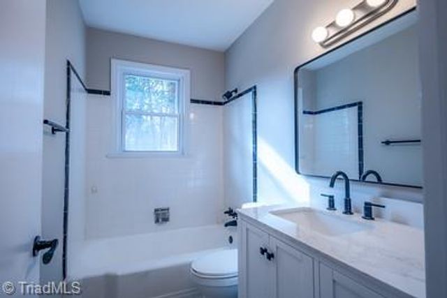 2005 Queens Court, Greensboro, NC 27408