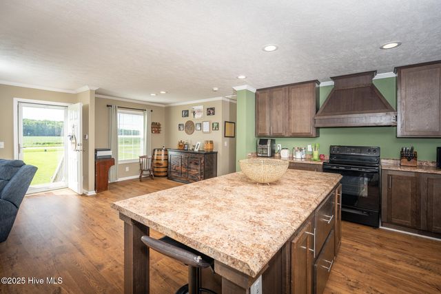 596 Esclip Road, Elizabeth City, NC 27909