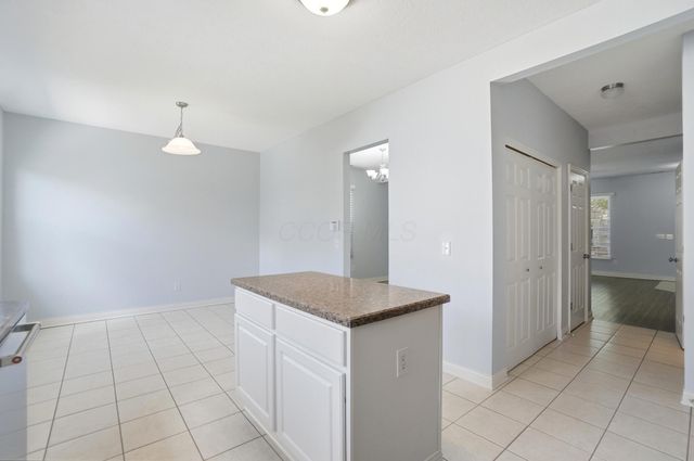 4641 Grand Strand Drive, Grove City, OH 43123