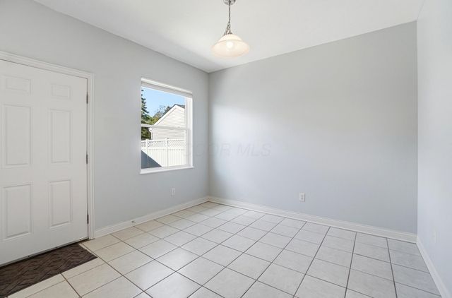 4641 Grand Strand Drive, Grove City, OH 43123