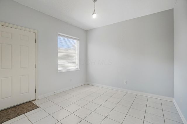 4641 Grand Strand Drive, Grove City, OH 43123