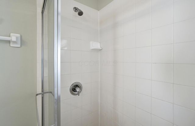 4641 Grand Strand Drive, Grove City, OH 43123