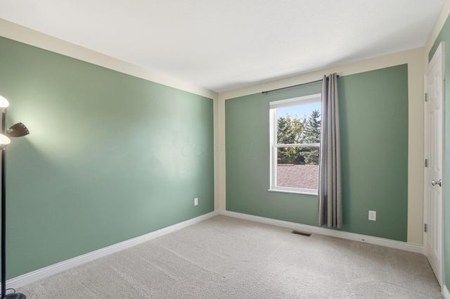 4641 Grand Strand Drive, Grove City, OH 43123