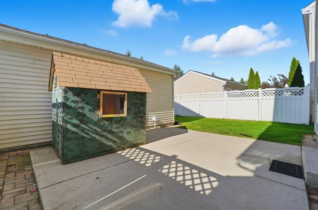 4641 Grand Strand Drive, Grove City, OH 43123