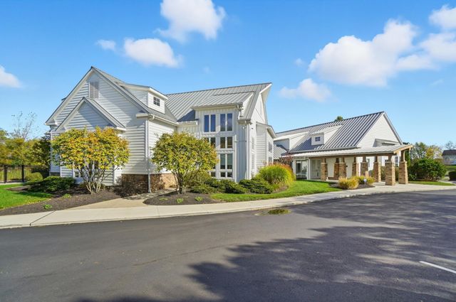 4641 Grand Strand Drive, Grove City, OH 43123