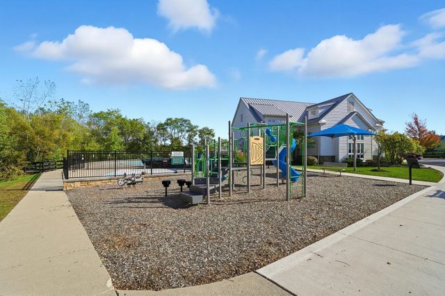 4641 Grand Strand Drive, Grove City, OH 43123