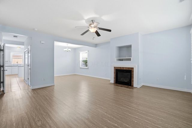 4641 Grand Strand Drive, Grove City, OH 43123