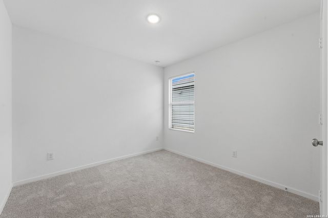 5717 MANGAS CIR, Seguin, TX 78155