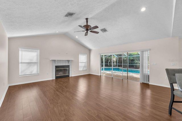 4008 EAGLES NEST DRIVE, Valrico, FL 33596
