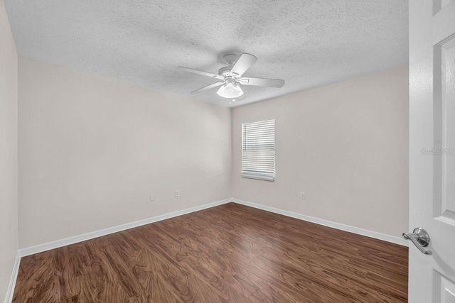 4008 EAGLES NEST DRIVE, Valrico, FL 33596