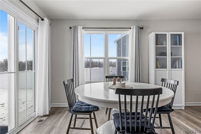 14 Grant Court, West Seneca, NY 14218