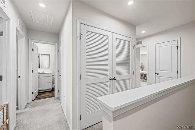 14 Grant Court, West Seneca, NY 14218