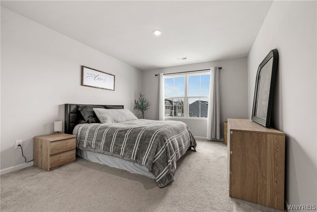 14 Grant Court, West Seneca, NY 14218