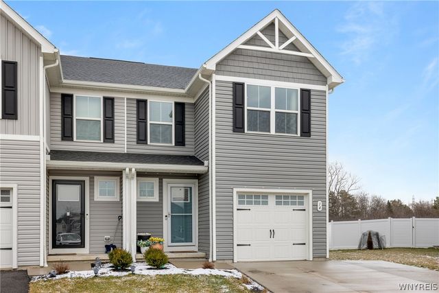 14 Grant Court, West Seneca, NY 14218