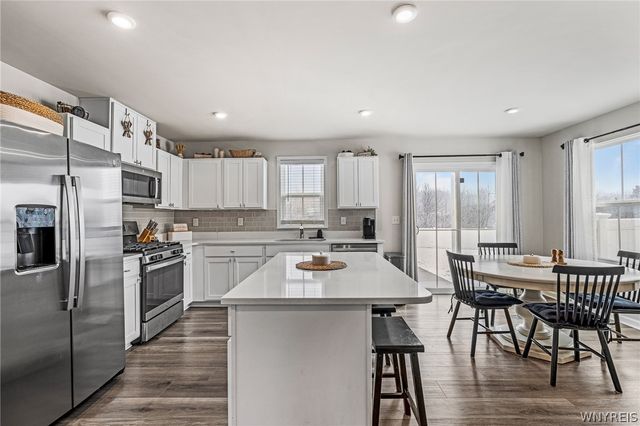 14 Grant Court, West Seneca, NY 14218