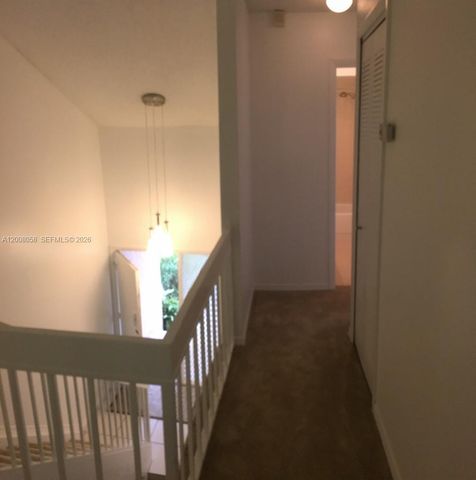 40 Chestnut Cir, Cooper City, FL 33026