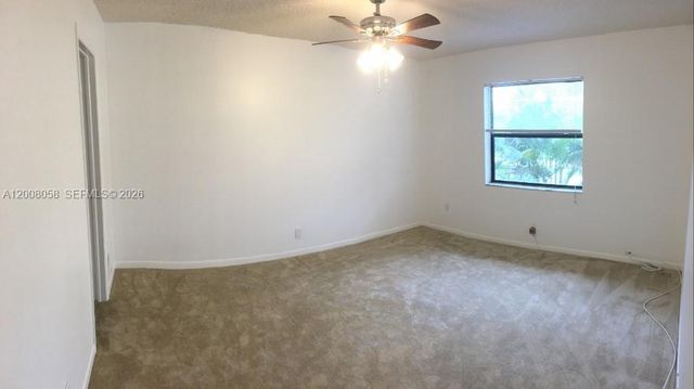 40 Chestnut Cir, Cooper City, FL 33026