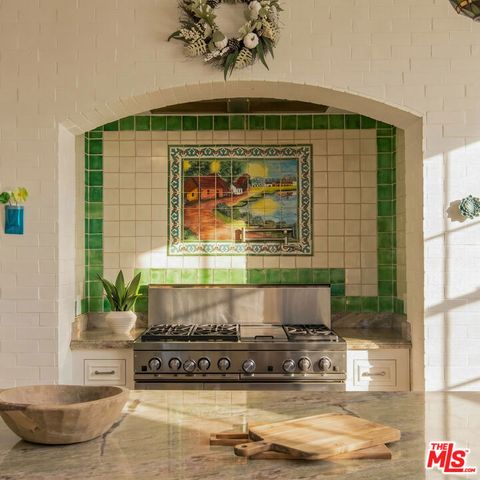 29089 Grayfox Street, Malibu, CA 90265