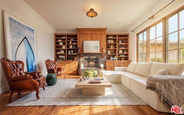 29089 Grayfox Street, Malibu, CA 90265