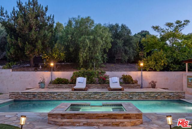 29089 Grayfox Street, Malibu, CA 90265