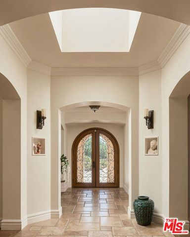 29089 Grayfox Street, Malibu, CA 90265