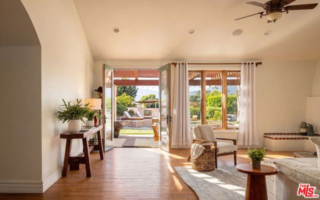 29089 Grayfox Street, Malibu, CA 90265
