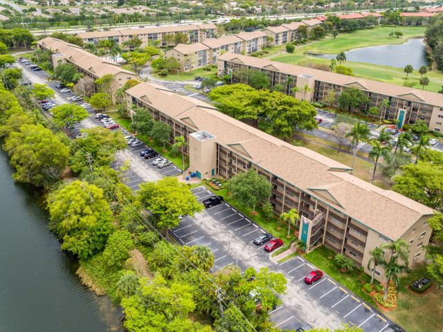 13355 SW 9th Court 304h, Pembroke Pines, FL 33027