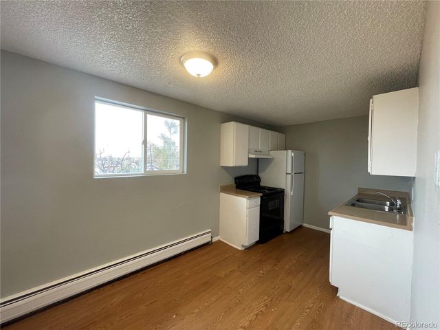 1676 Hanover 304, Aurora, CO 80010