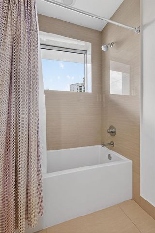 3250 NE 188th Street 706, Aventura, FL 33180