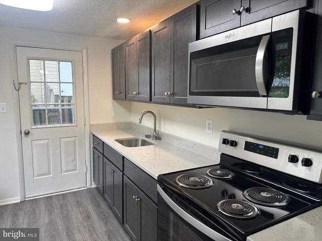 3510 OLD CROWN DR, Pasadena, MD 21122