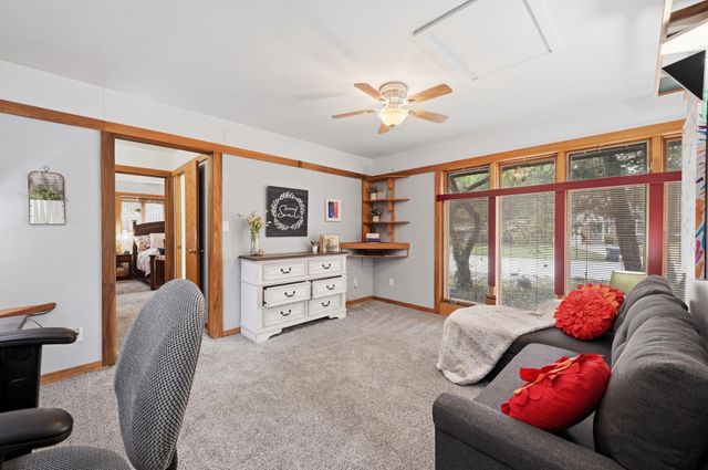 579 S Yale St, Wichita, KS 67218