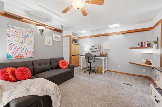 579 S Yale St, Wichita, KS 67218