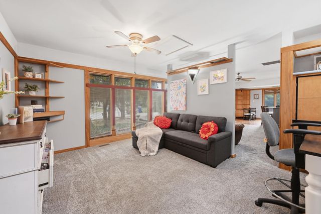 579 S Yale St, Wichita, KS 67218