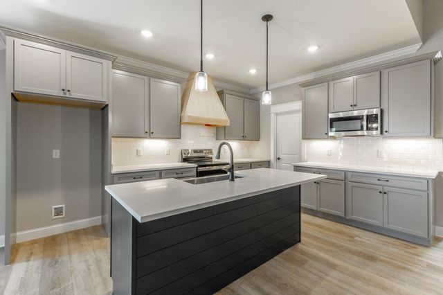 7407 Ferrell Farms Drive, Harrison, TN 37341