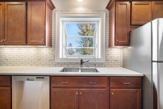 2415 9th AVENUE, South Milwaukee, WI 53172