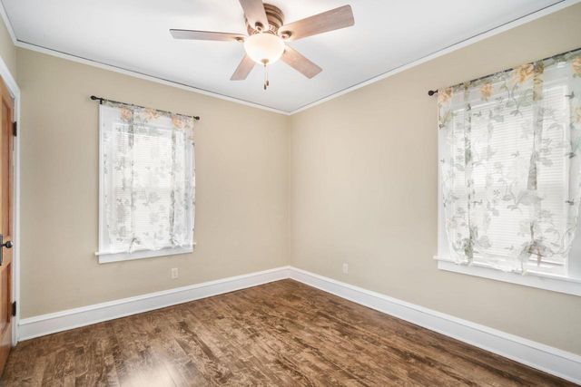 2415 9th AVENUE, South Milwaukee, WI 53172