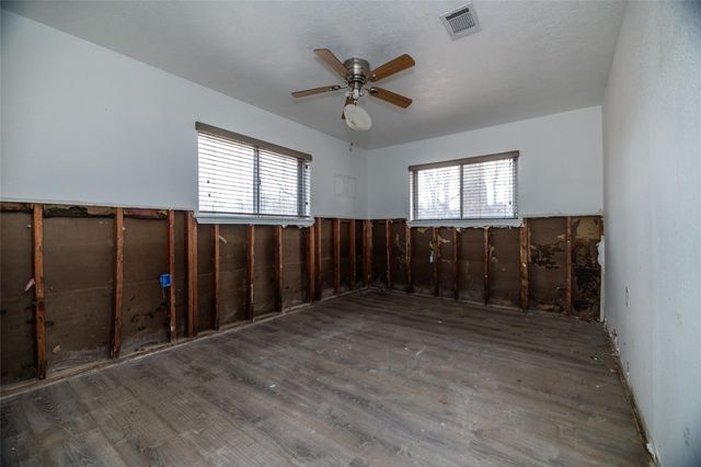 86 County Road 319, Cleveland, TX 77327