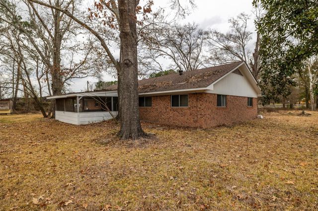 86 County Road 319, Cleveland, TX 77327